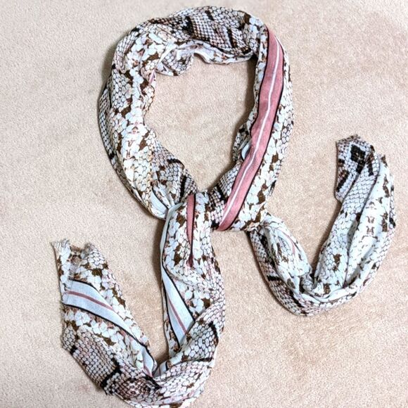 NWOT J. Jill Snakeskin Print Rayon Oblong Scarf -Pink and Brown - Picture 3 of 11